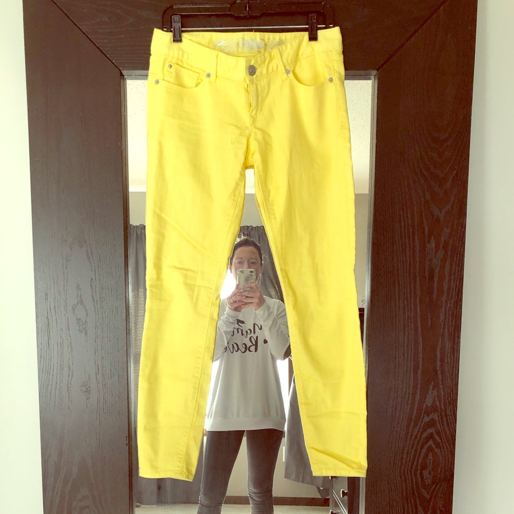 Express canary jeans